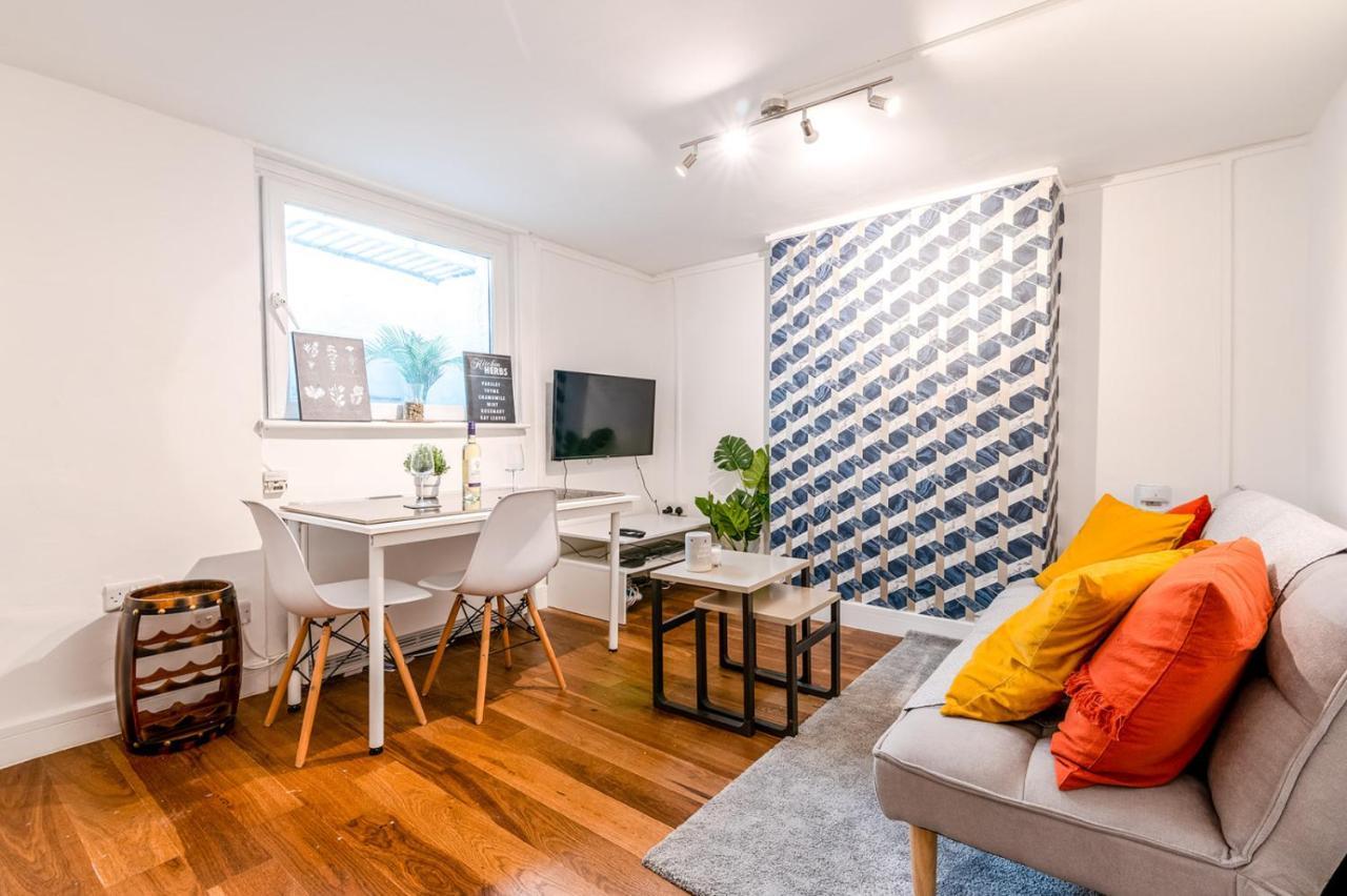 Modern One Bedroom Apartments In 布赖顿 外观 照片