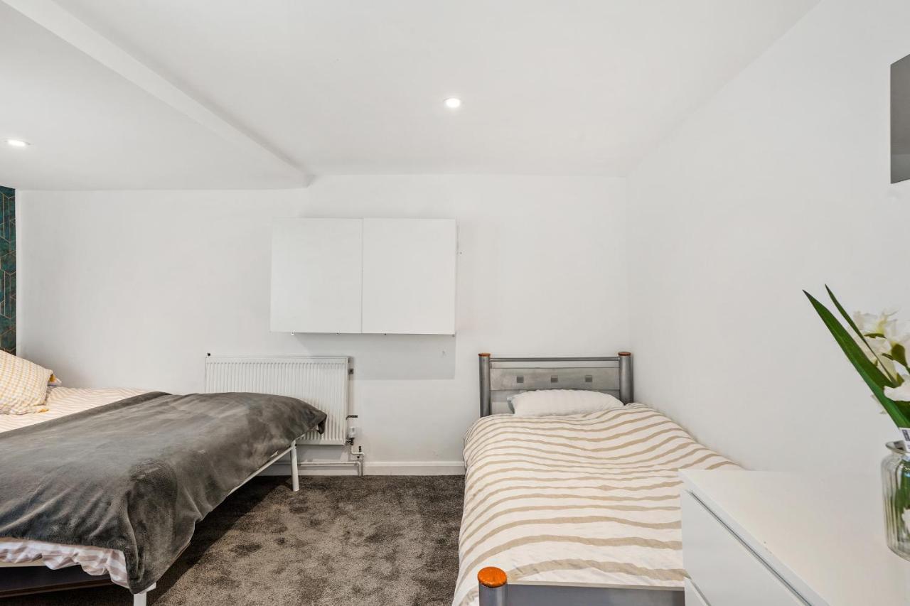 Modern One Bedroom Apartments In 布赖顿 外观 照片